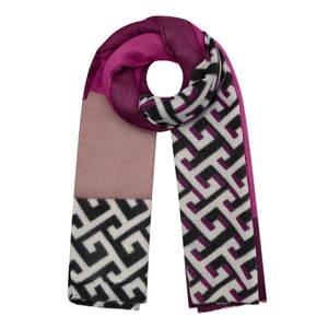 Winter scarf with print