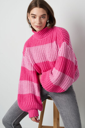 Warm knitted striped sweater - pink h5 Picture9