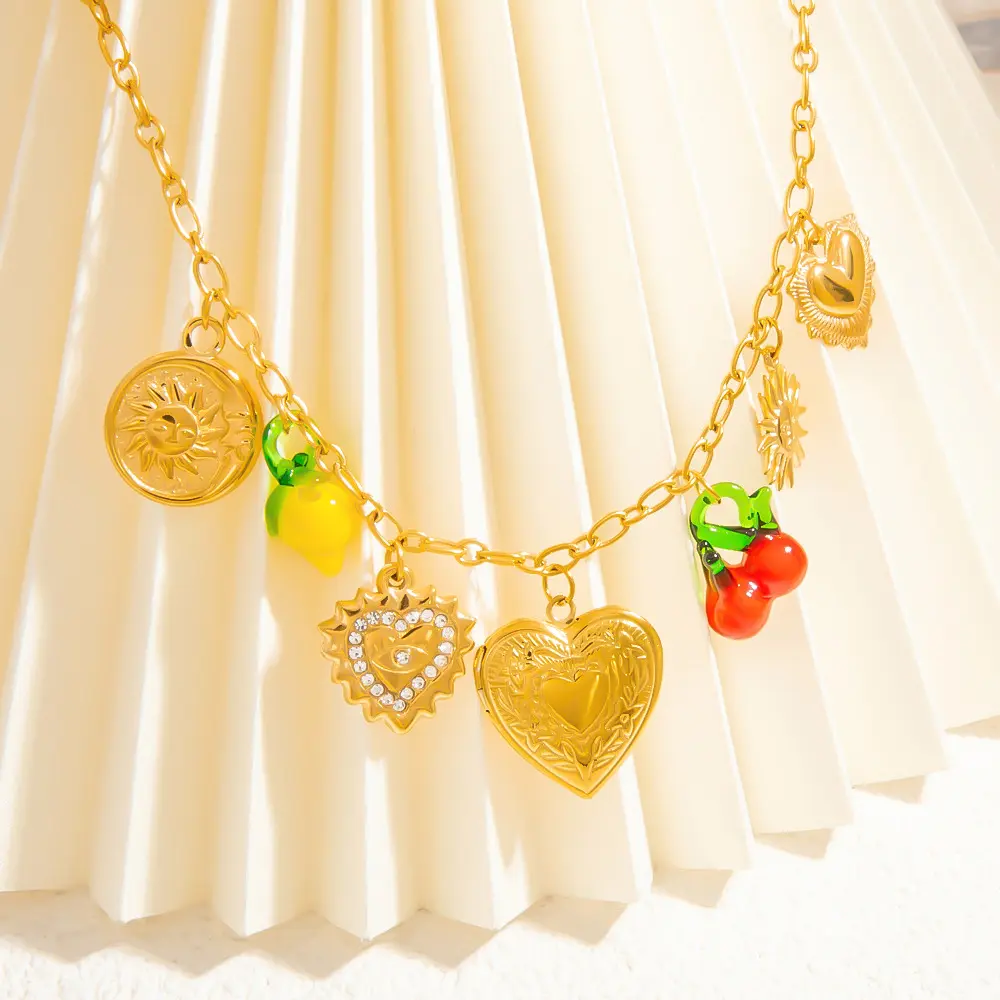 1 Piece Luxurious Series Sweet Heart Stainless Steel  Gold Color Rhinestone Women's Pendant Necklaces h5 