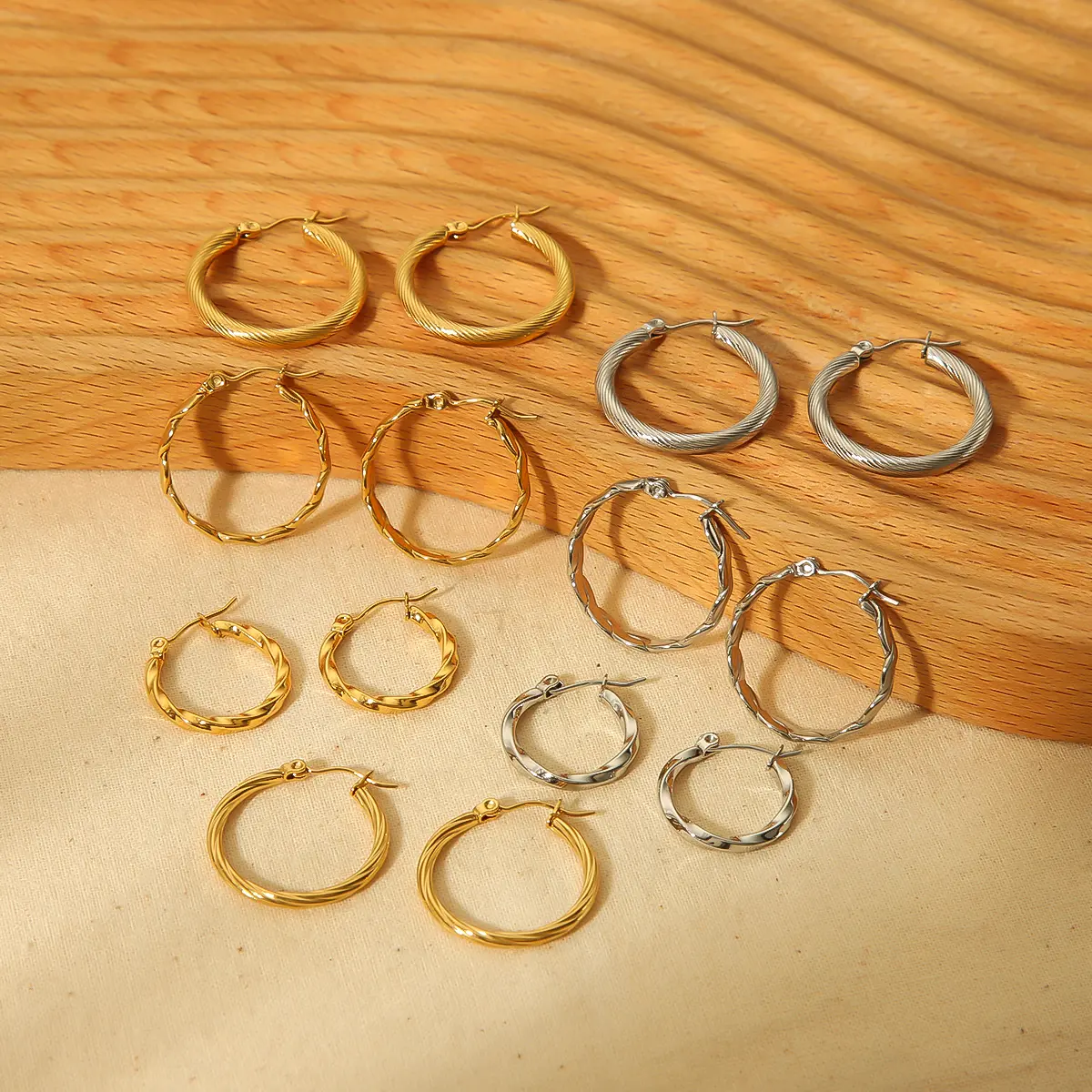 1 Pair  Simple Casual Style Twist Shape  Stainless Steel  Gold Color Women's Hoop Earrings  h5 Picture2