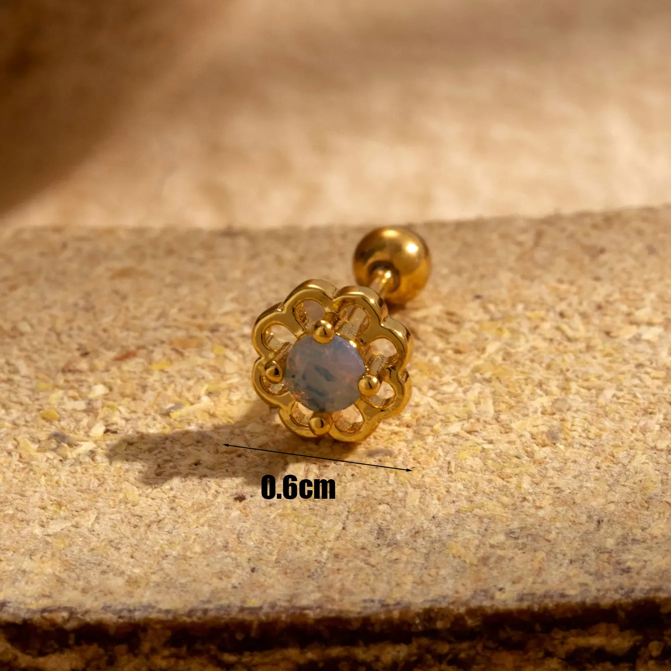 1 Piece Simple Series Classic Flower Titanium Steel  Gold Color Material Zircon Women's Stud Earrings