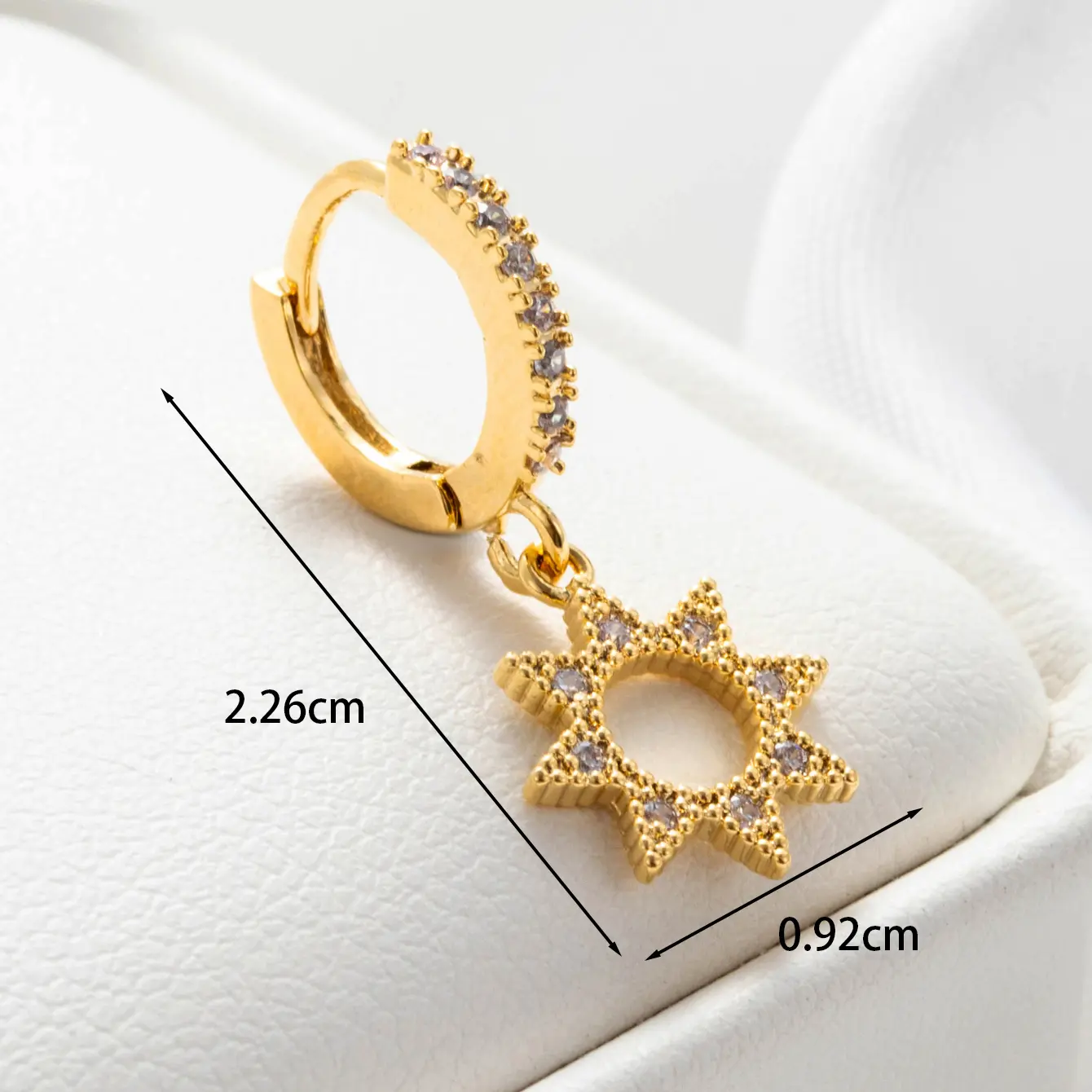 1 Piece Simple Series Simple Sun Copper Gold Color Material Zircon Women's Dangle Earrings 