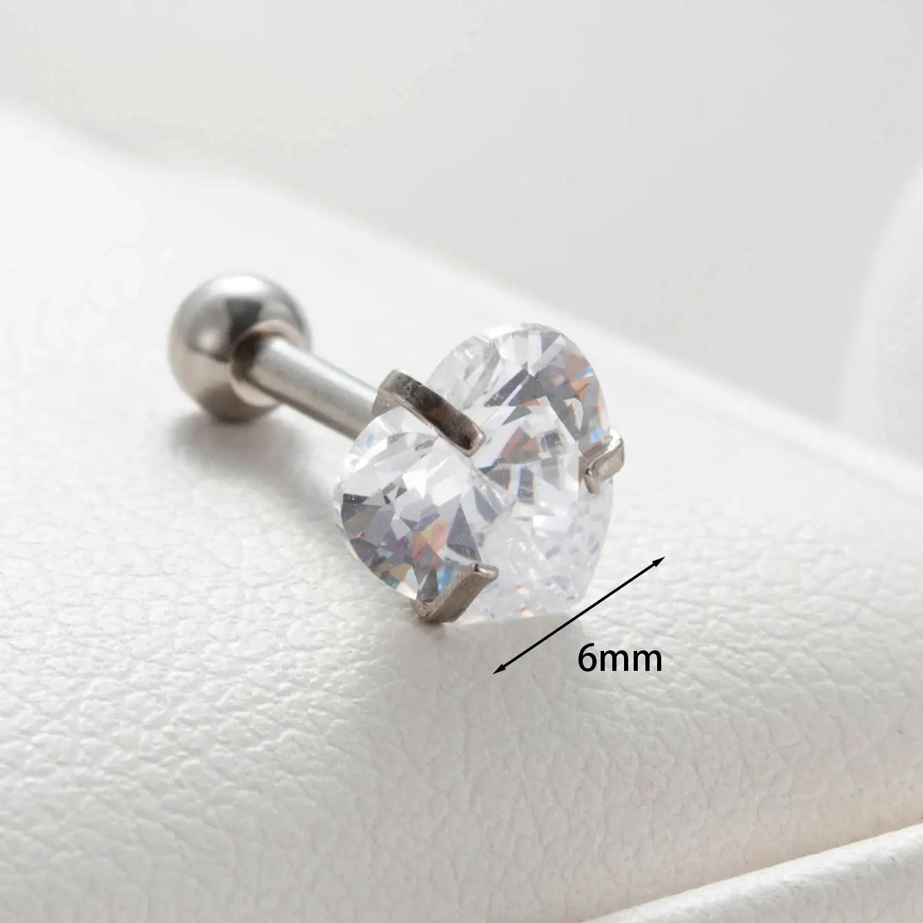 1 Piece Simple Series Simple Heart Titanium Steel Gold Color Material Zircon Women's Stud Earrings h5 