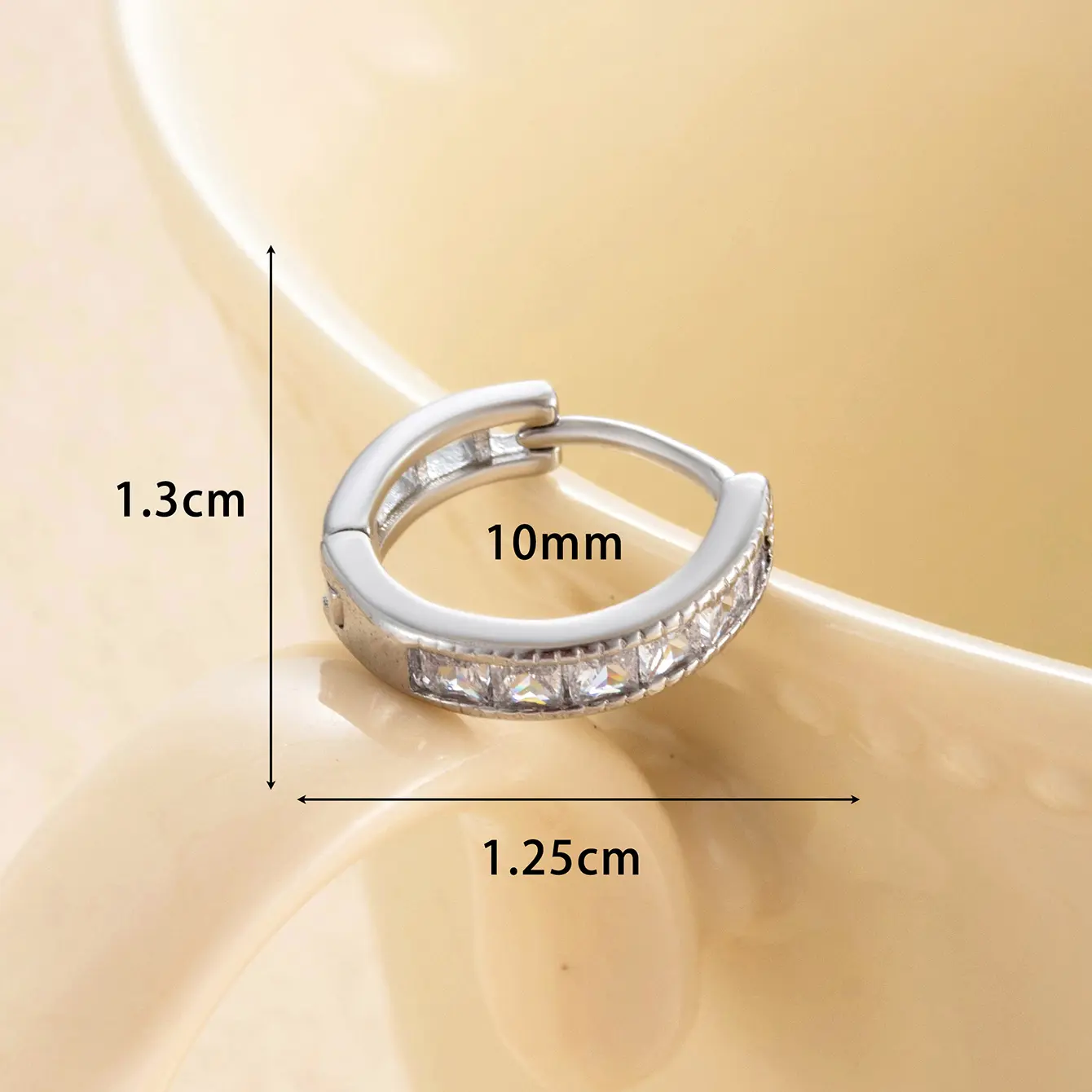 1 Piece Simple Series Classic Geometric Copper Silver Color Material Zircon Women's Hoop Earrings h5 