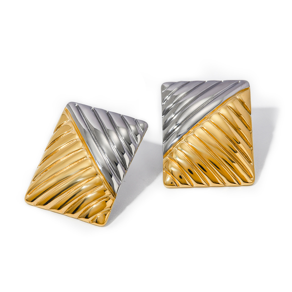 Gold & Silver / 1 Pair Simple Style Twist Geometric Stainless Steel  Gold Color Women's Stud Earrings Picture4