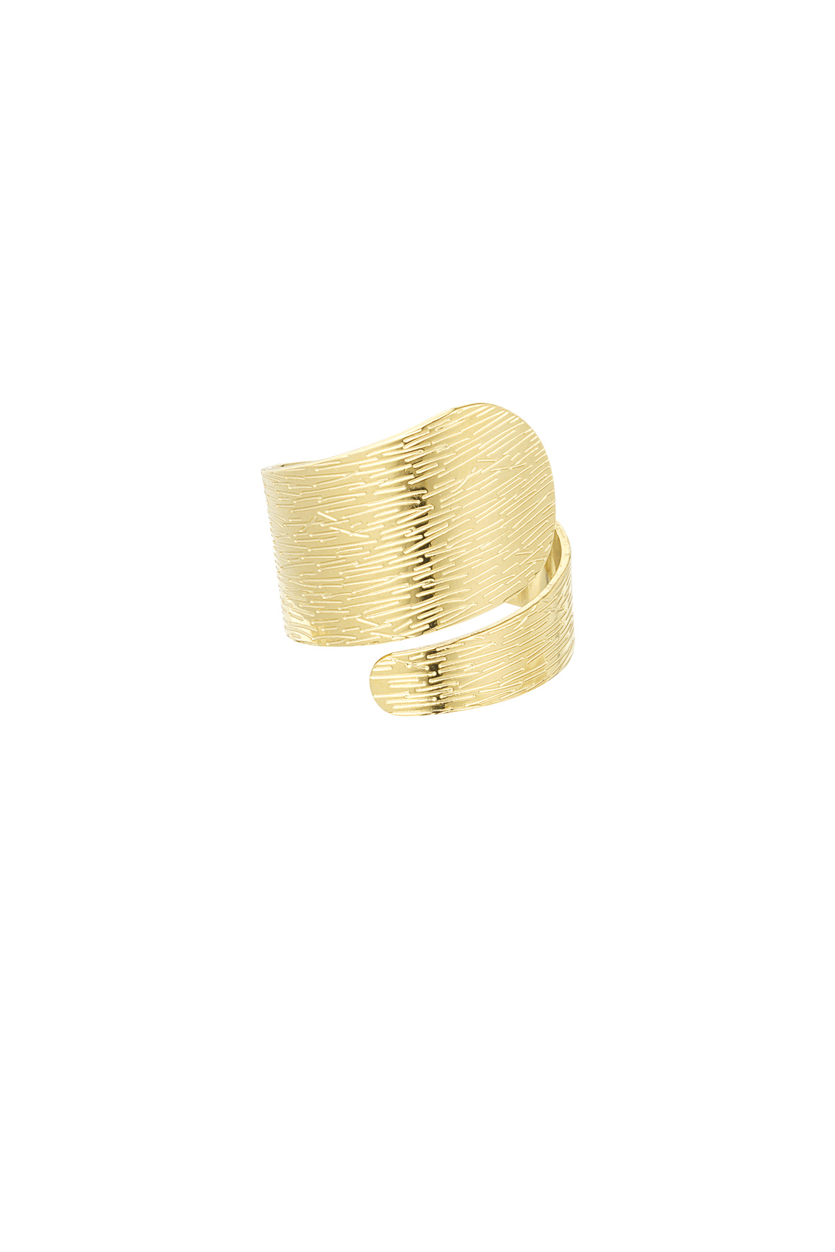 Twisted ring with structure - gold 