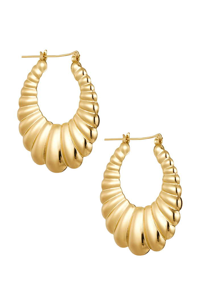 Earrings elongated twisted - gold 