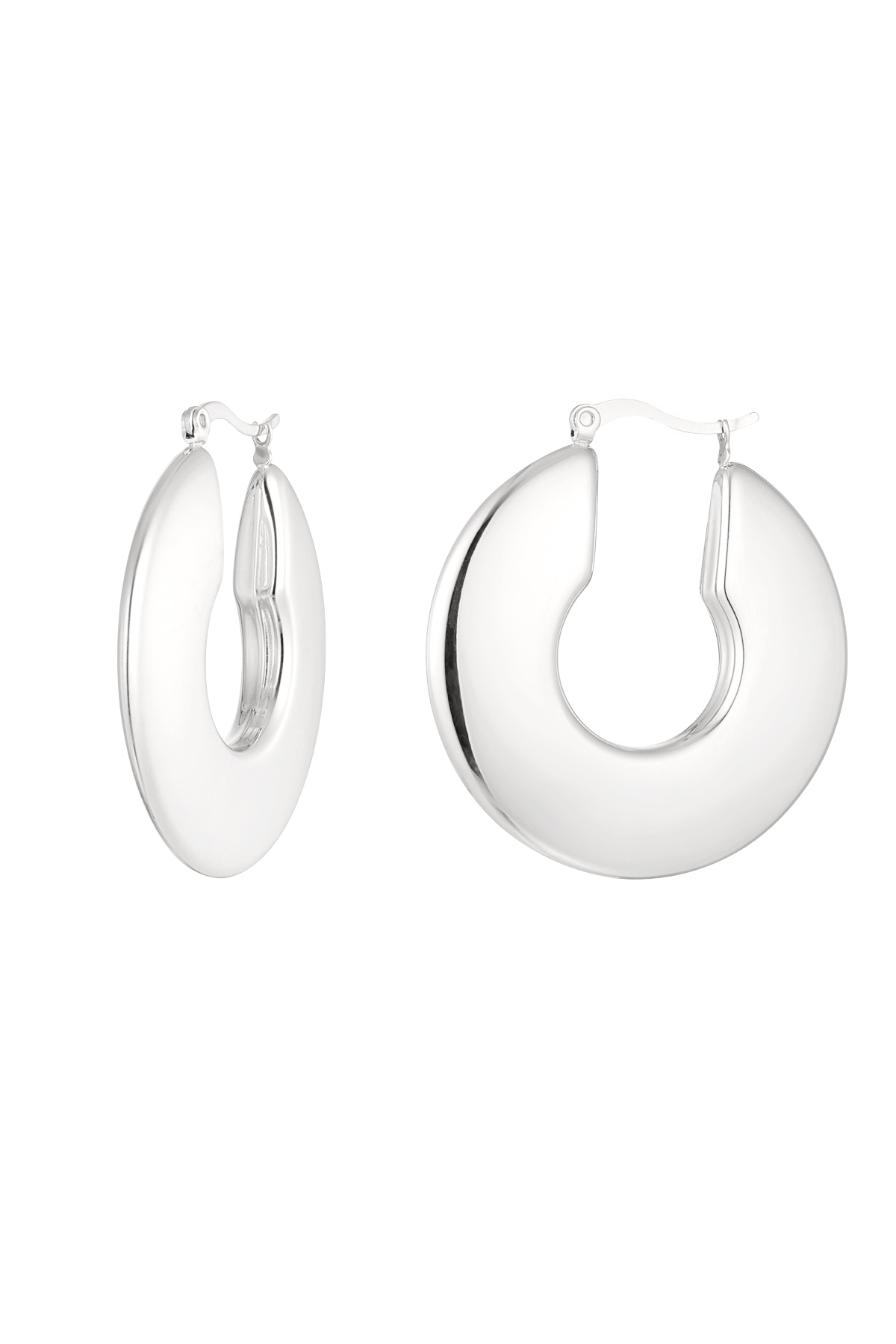 Earrings mega circle - silver