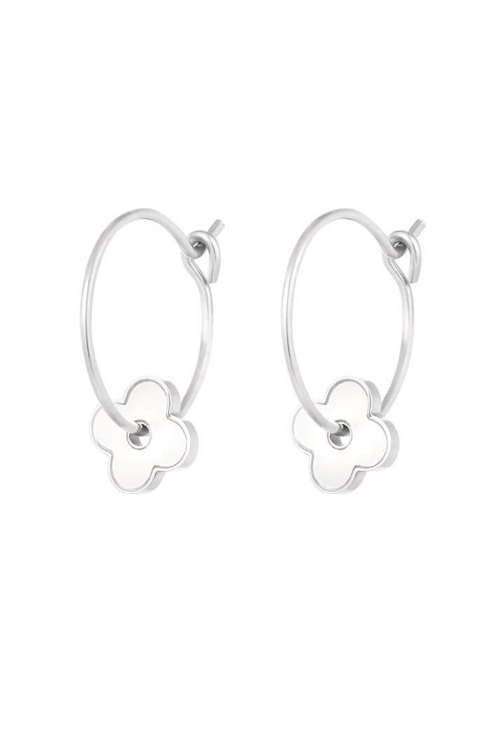 Minimalistische Ohrringe mit Blume – Silber 
