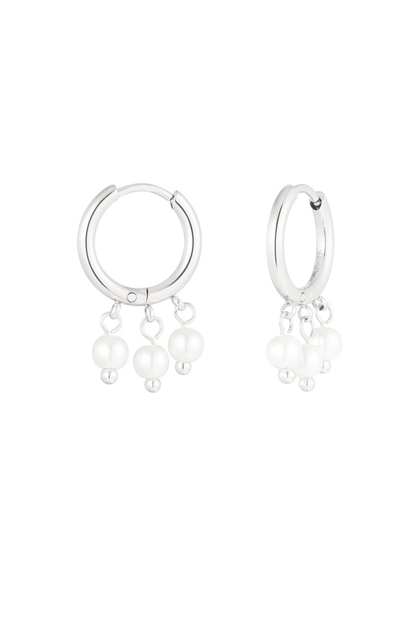 Round earring with three pearl pendant - silver