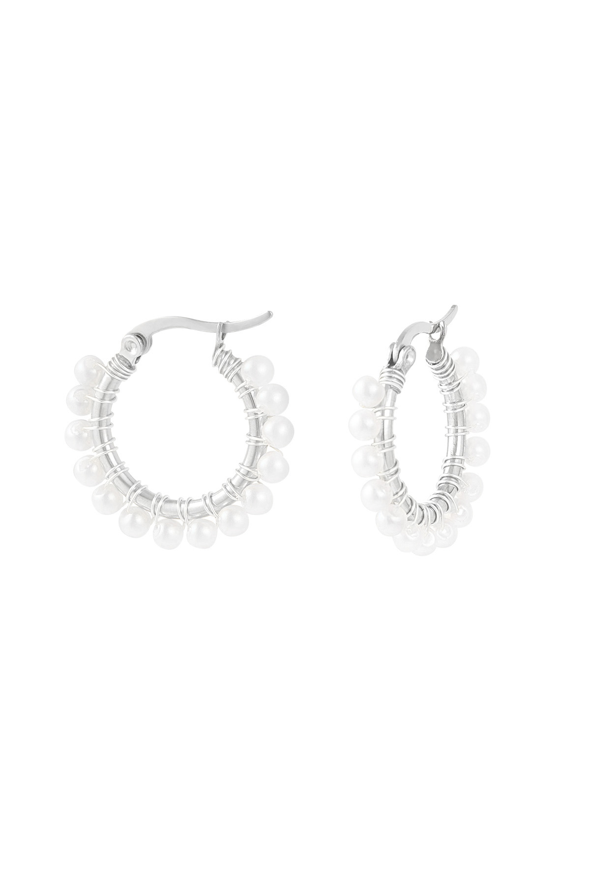 Round simple earring with pearls - silver