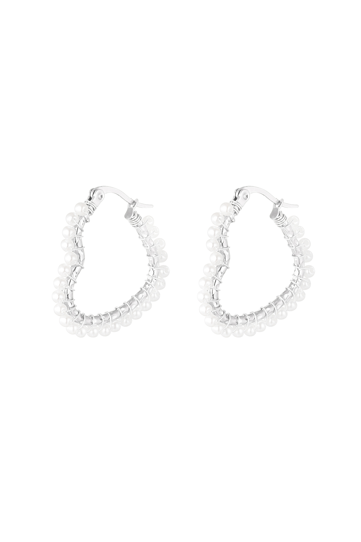 Herzförmiger Ohrring mit Perlen – Silber