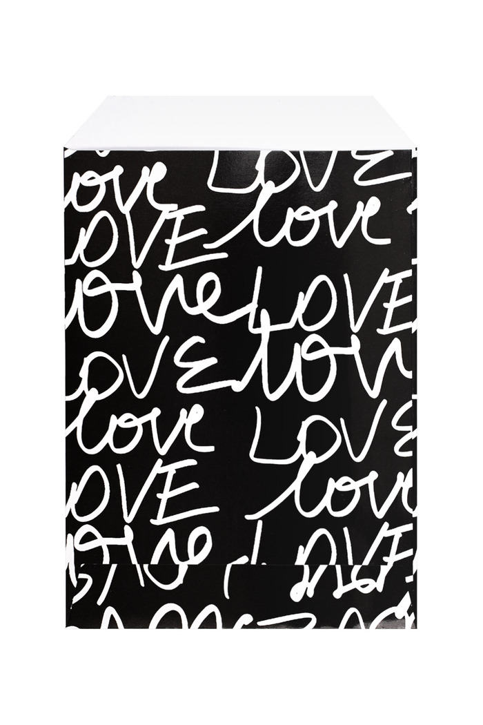 Sobre joyero love print negro Imagen2