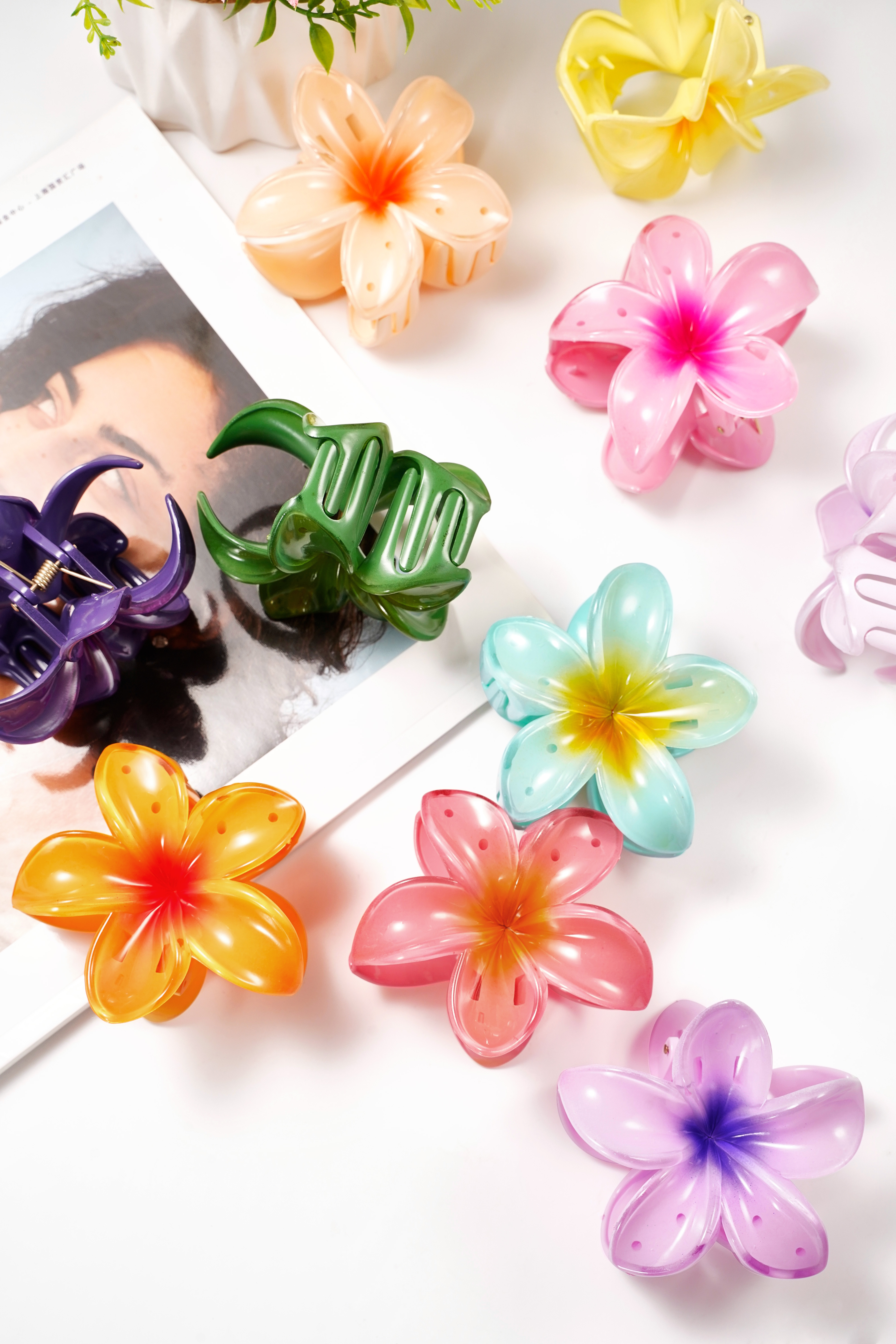 Hair clip with gradient flower Hawaii love - green h5 Picture3