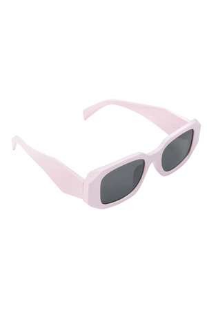 Look a like zonnebril met hoekjes -  zwart / roze h5 