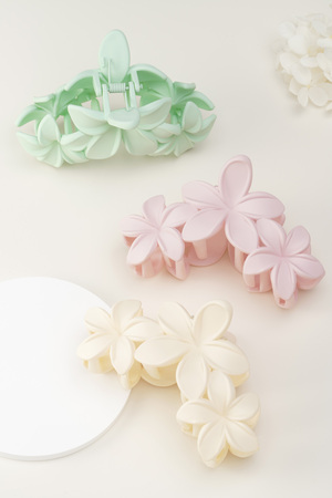 hair clip with large flowers - lilac h5 Picture4