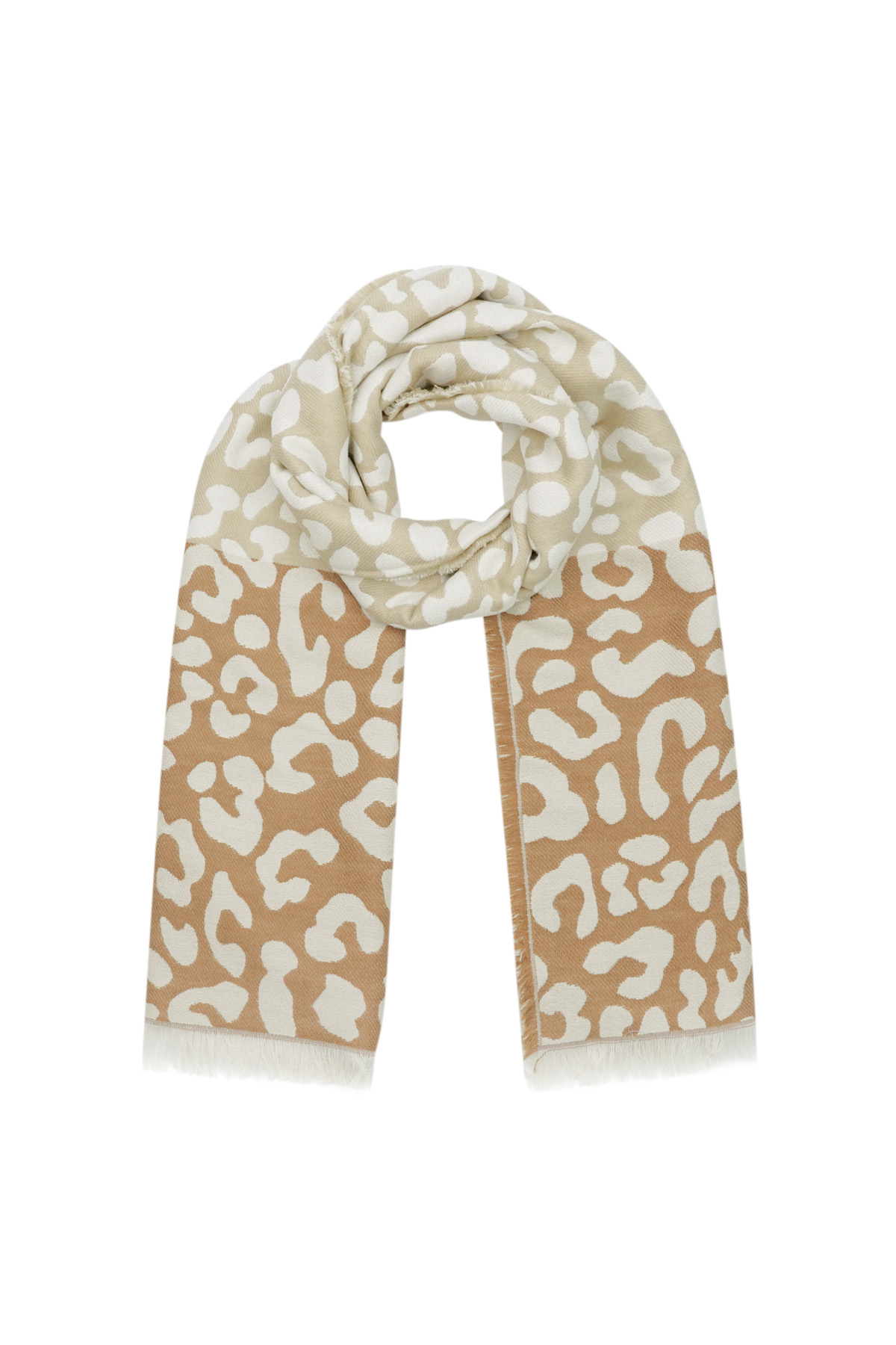 Bufanda de invierno con estampado de leopardo en color beige h5 