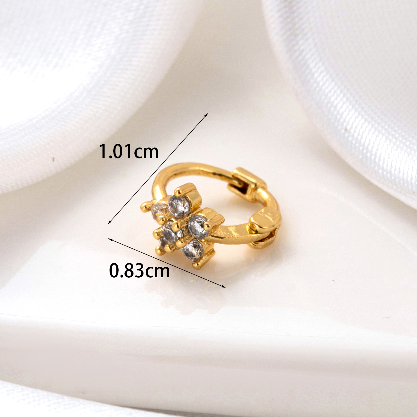 1 Piece Simple Series Simple Flower Copper  Gold Color Material Zircon Women's Hoop Earrings 2