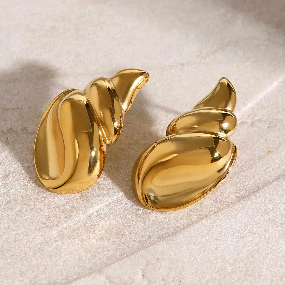 1 Pair Simple Style Droplet Shape Stainless Steel  Gold Color Women's Stud Earrings 2