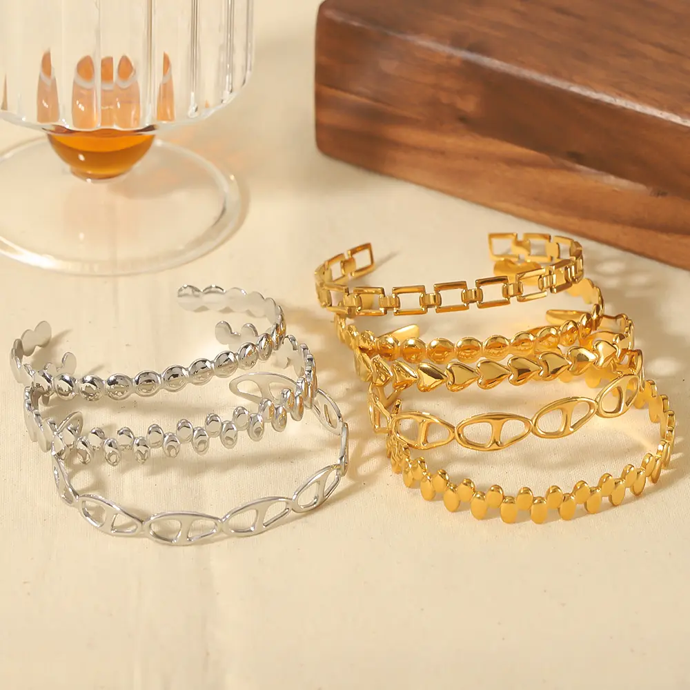 1 Piece Simple Style Round Geometric Stainless Steel  Gold Color Women's Bangles 2