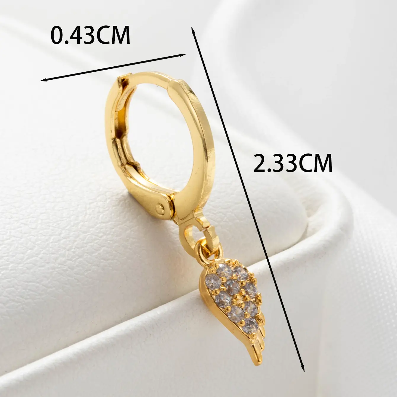 1 Piece Simple Series Classic Leaf Copper  Gold Color Zircon Women's Dangle Earrings 2