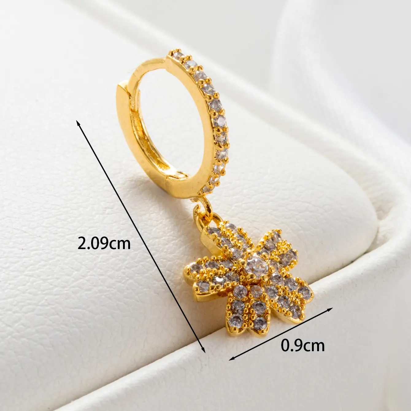 1 Piece Simple Series  Flower Copper  Gold Color Zircon Women's Dangle Earrings