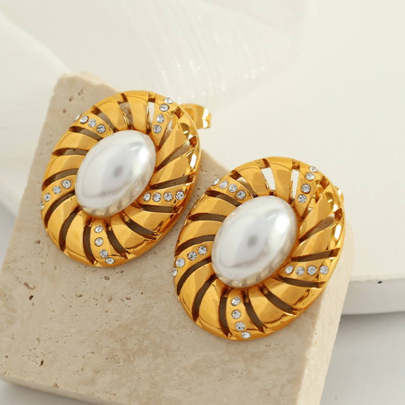 1 Pair Classic Series Retro Geometric Stainless Steel  Gold Color Rhinestone Women's Stud Earrings