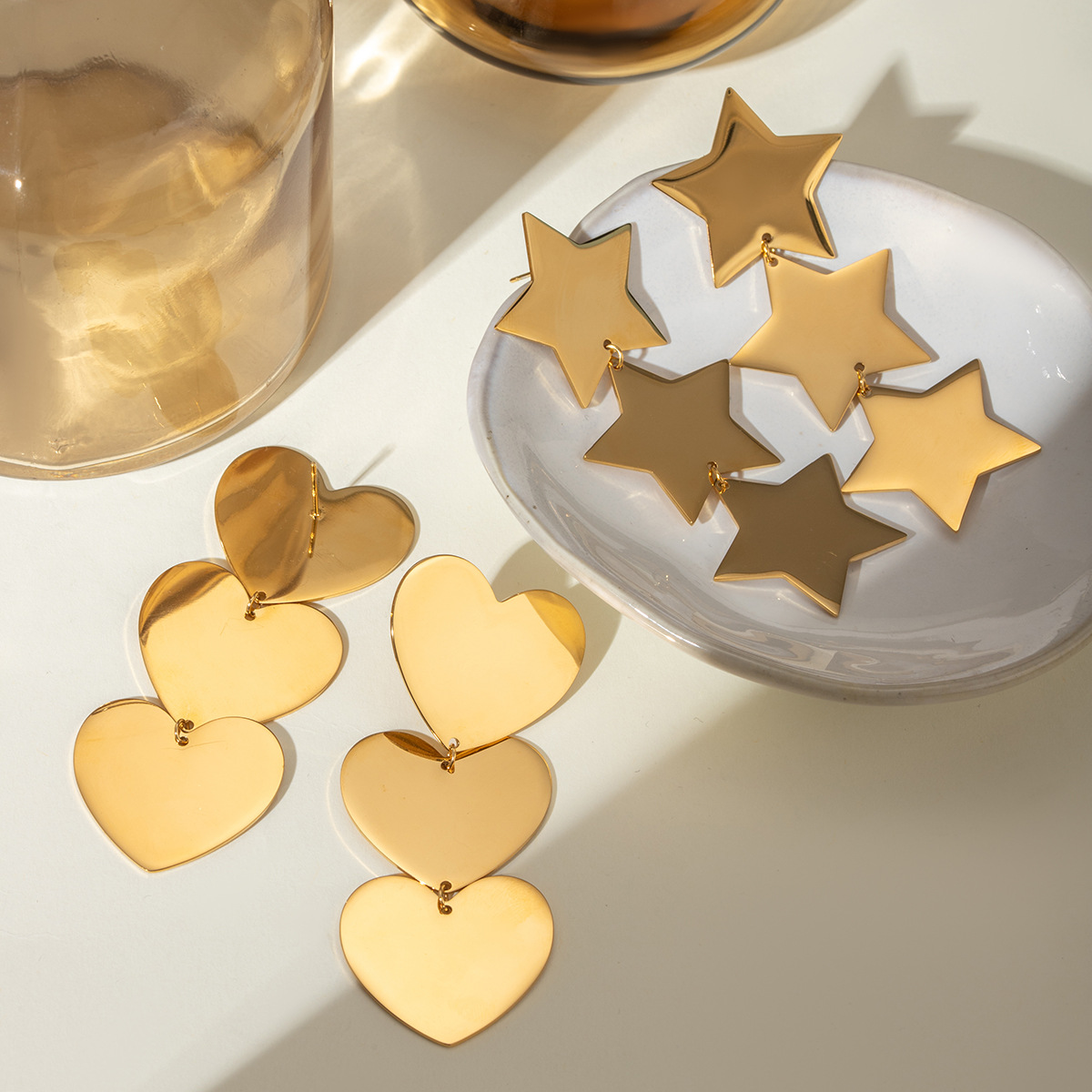 1 paio di orecchini a bottone in acciaio inossidabile placcato oro 18K a forma di cuore a forma di stella, stile semplice, per donna h5 Immagine4