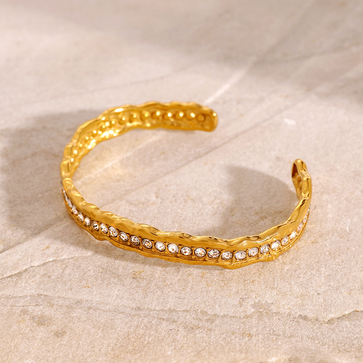 1 stuk Eenvoudige serie in stijl Effen kleur Roestvrij staal 18K vergulde strass damesarmbanden h5 Afbeelding4