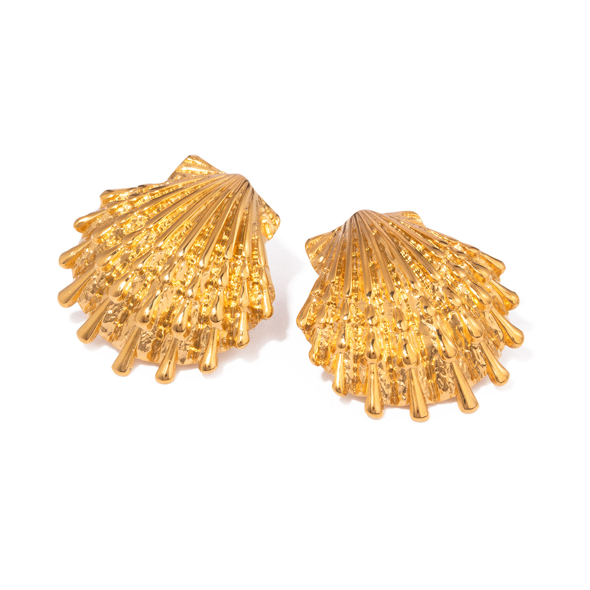 1 par de aretes tipo botón de acero inoxidable chapados en oro de 18 quilates con forma de concha de estilo simple para mujer h5 Imagen3