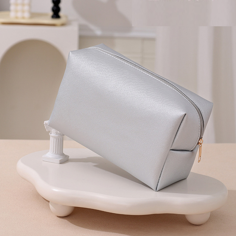 1 Piece Simple Series Simple Solid Color PU Women's Makeup Bags h5 Picture4