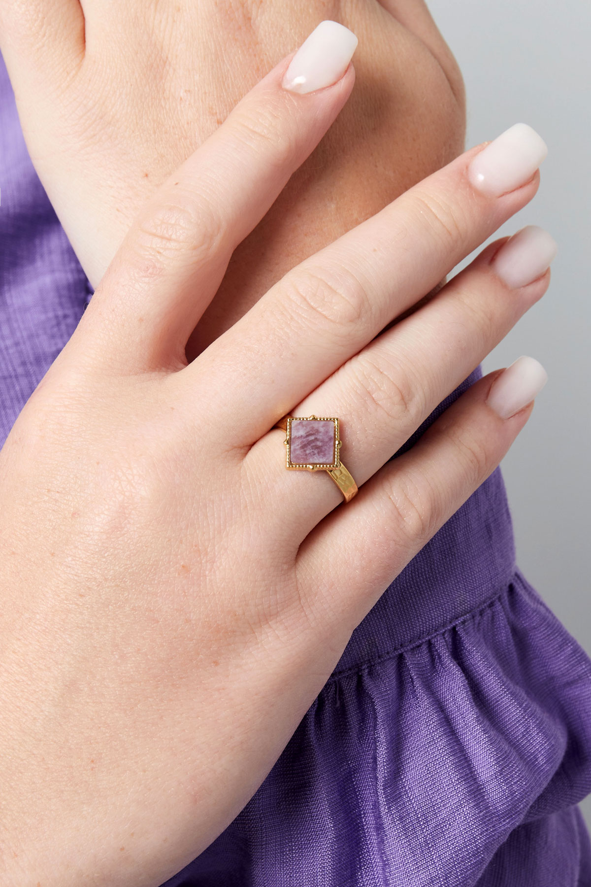 Ring diamond stone - gold/purple Picture2