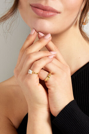 Ring aesthetic stones - gold h5 Picture2
