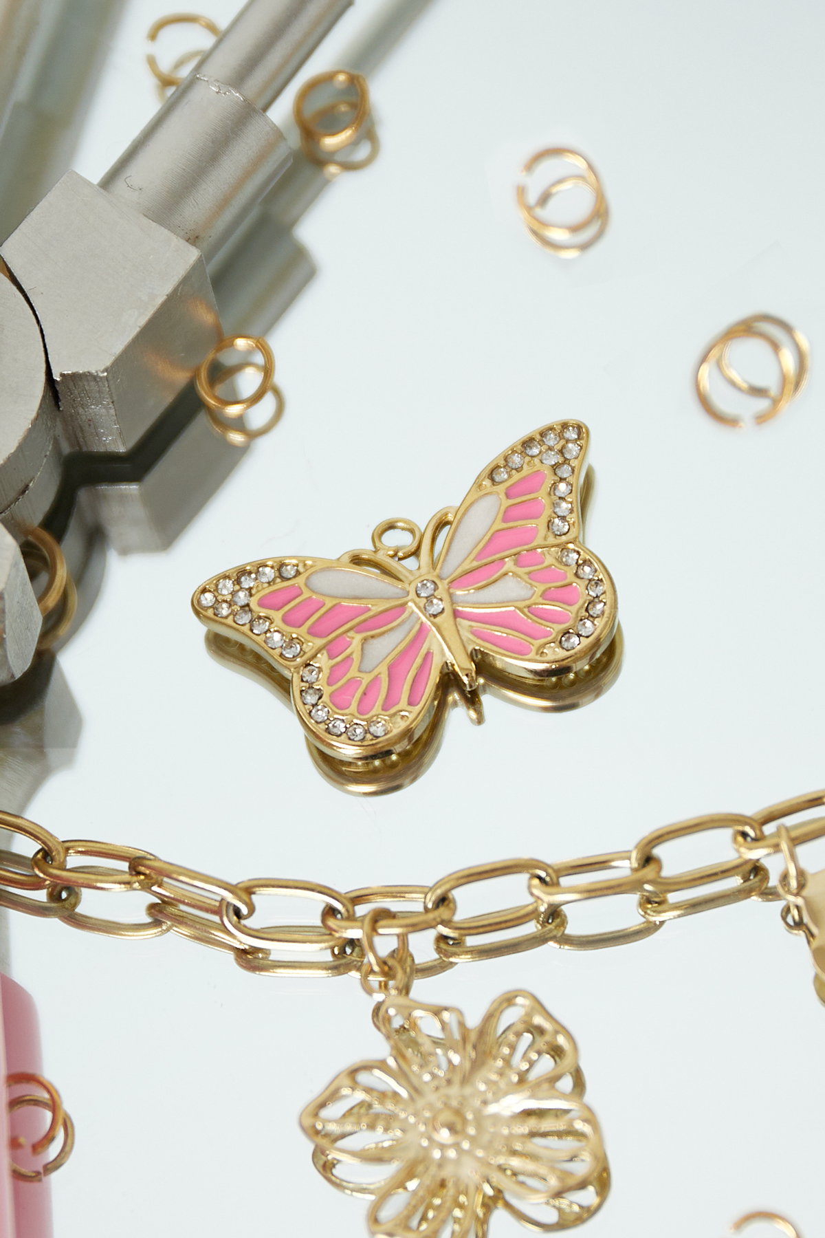 Pink butterfly charm - fuchsia h5 Picture2