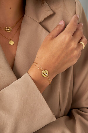 Armband mit runder Münze – Gold h5 Bild2