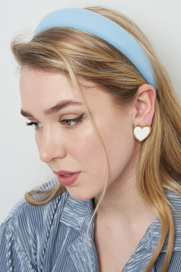 Stud earrings heart chic - beige