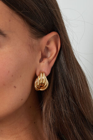 Earrings playful shape - gold h5 Picture3