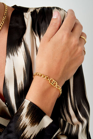 Bracelet lien avec logo - doré h5 Image4