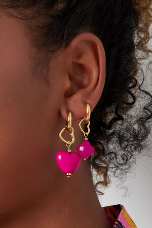 Pendiente doble corazones rosa - oro h5 Imagen3