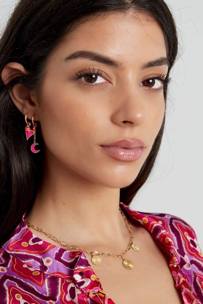 Boucle d'oreille coeur avec perles rose - or Image2