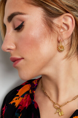 Elongated earrings with flower - gold h5 Picture2