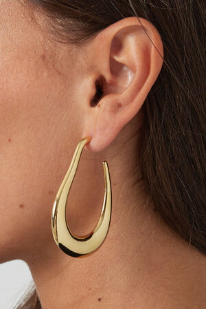 Asymmetrical hoops - gold h5 Picture3