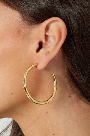 Boucles d'oreilles basic larges - dorées h5 Image3