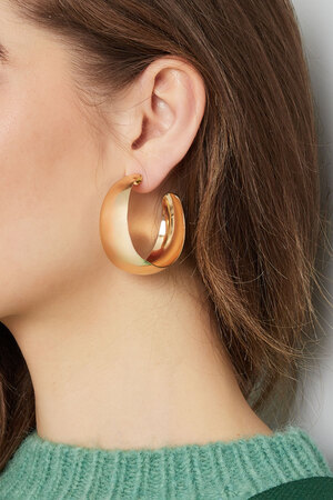 Earrings round shape - gold h5 Picture3