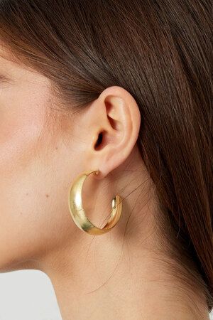 Earrings ribbed structure large - gold h5 Picture3