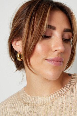 Earrings round with structure - gold h5 Picture2