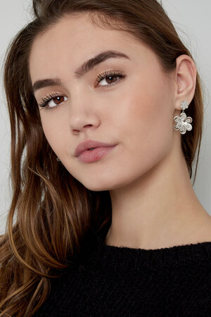 Flower earrings with stone - gold h5 Picture2