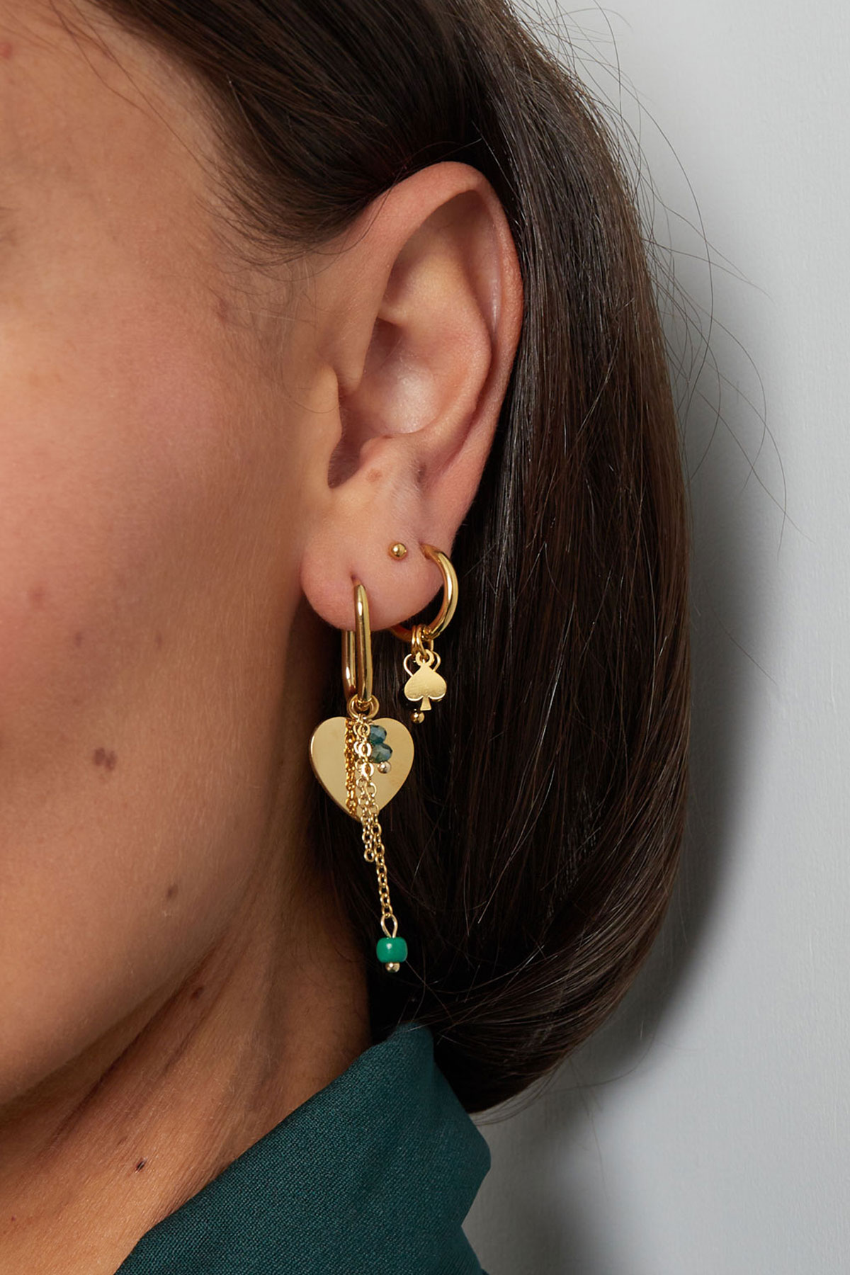 Boucles d'oreilles pierre naturelle avec détail poker - or rose Image3