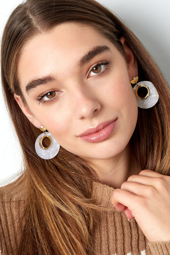Earrings around white details - gold/white Picture4