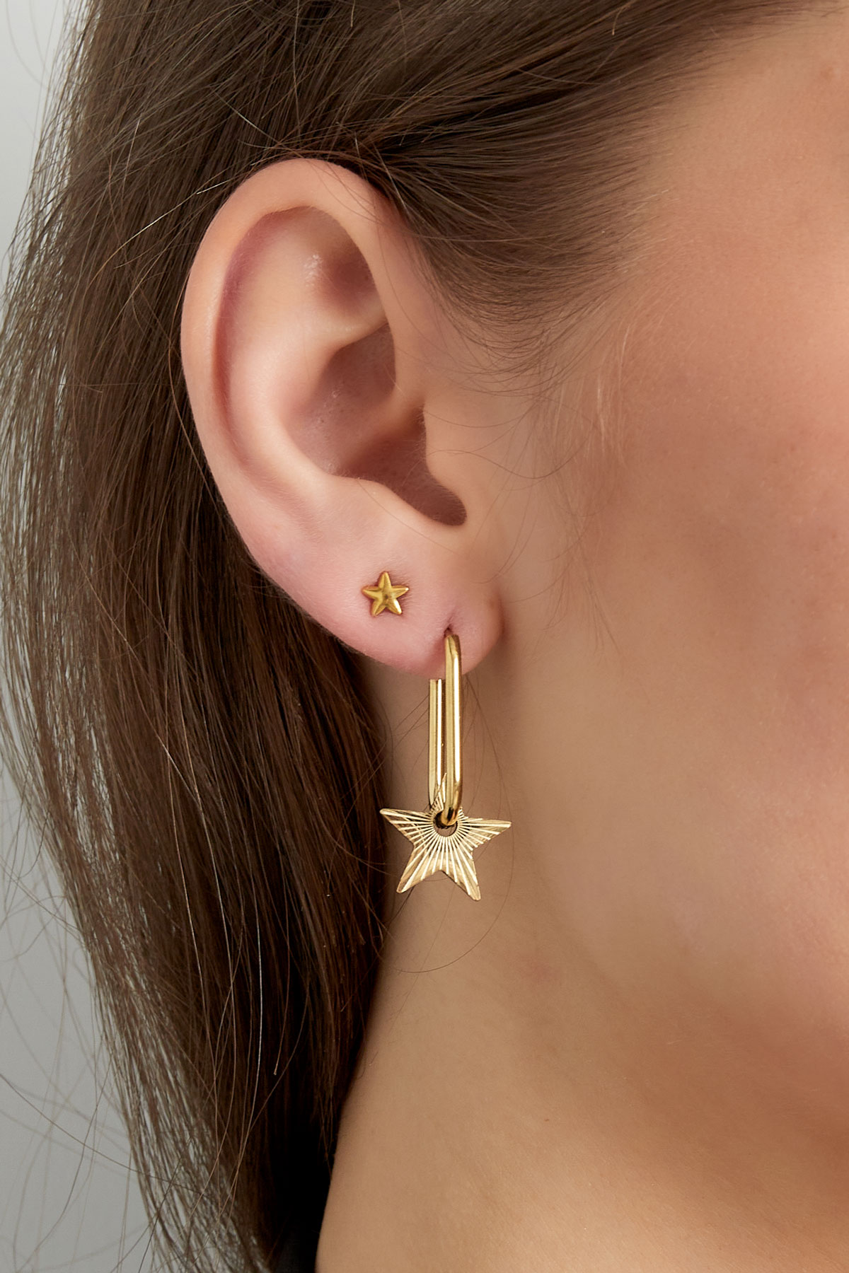 Elongated earrings with star - gold Picture3